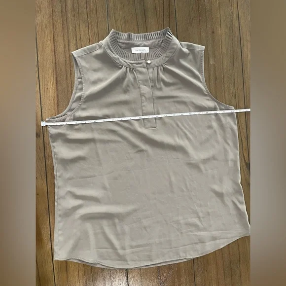Calvin Klein Gray Mandarin Collar Sleeveless Top - Picture 4 of 5